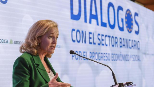 La vicepresidenta primera del Gobierno, Nadia Calviño, durante un acto organizado este jueves en Santiago de Compostela en el marco de la Presidencia europea.