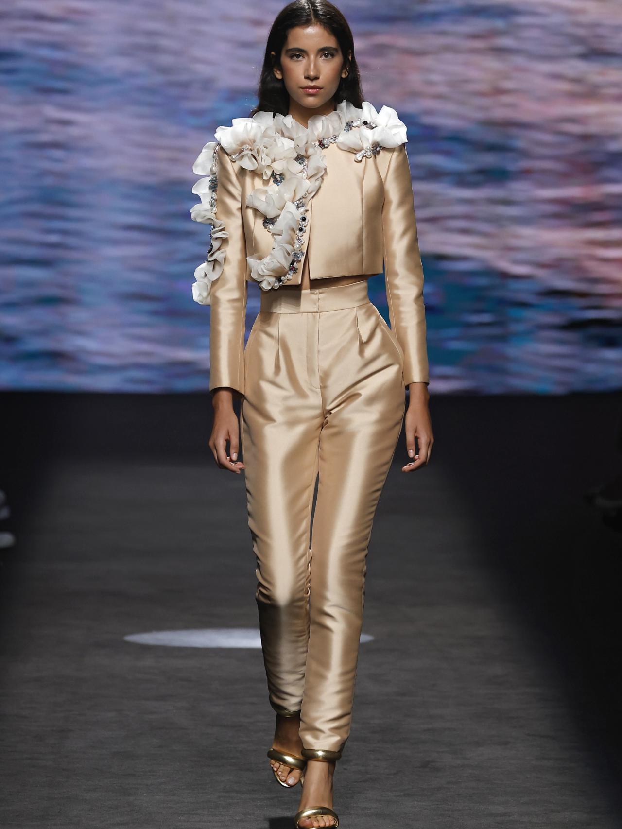 Desfile de Claro Couture en MBFWM.