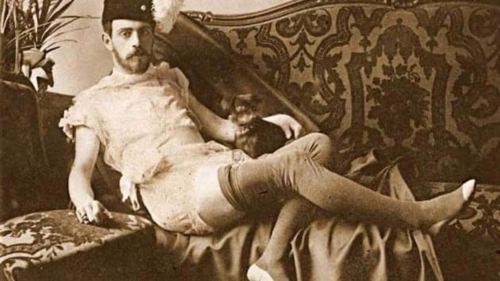 Francisco de Asís de Borbón, en un retrato tomado en París, donde residió muchos años.
