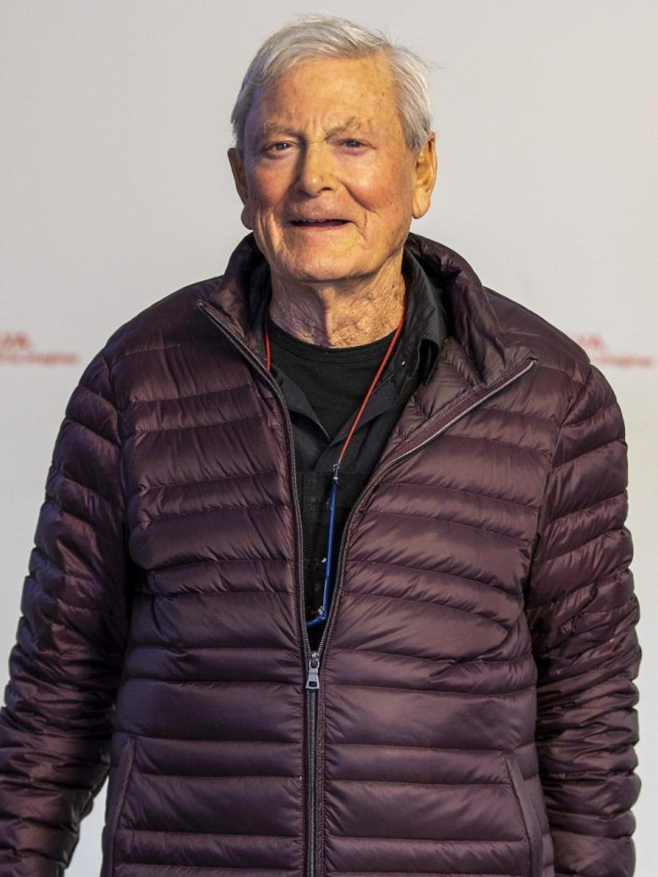 Carlos Navarrete.