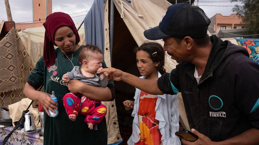 Niños afectados por el terremoto.