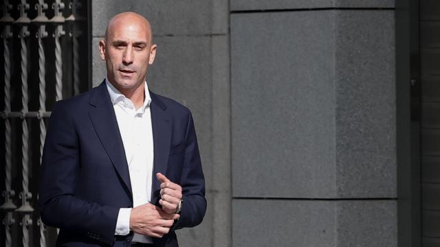 Luis Rubiales, en su llegada a la Audiencia Nacional para declarar por el beso a Jenni Hermoso