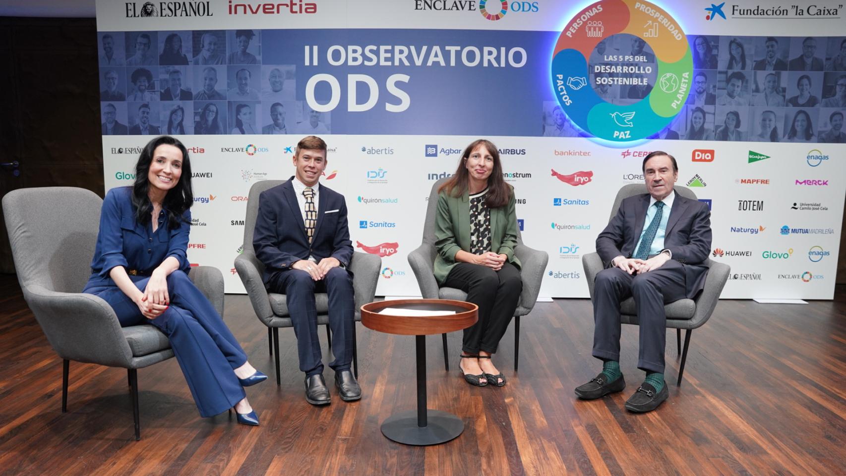Cruz Sánchez de Lara, Alberto García Peñas, María Teresa Pérez Prior y Pedro J. Ramírez.