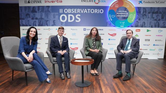 Cruz Sánchez de Lara, Alberto García Peñas, María Teresa Pérez Prior y Pedro J. Ramírez.