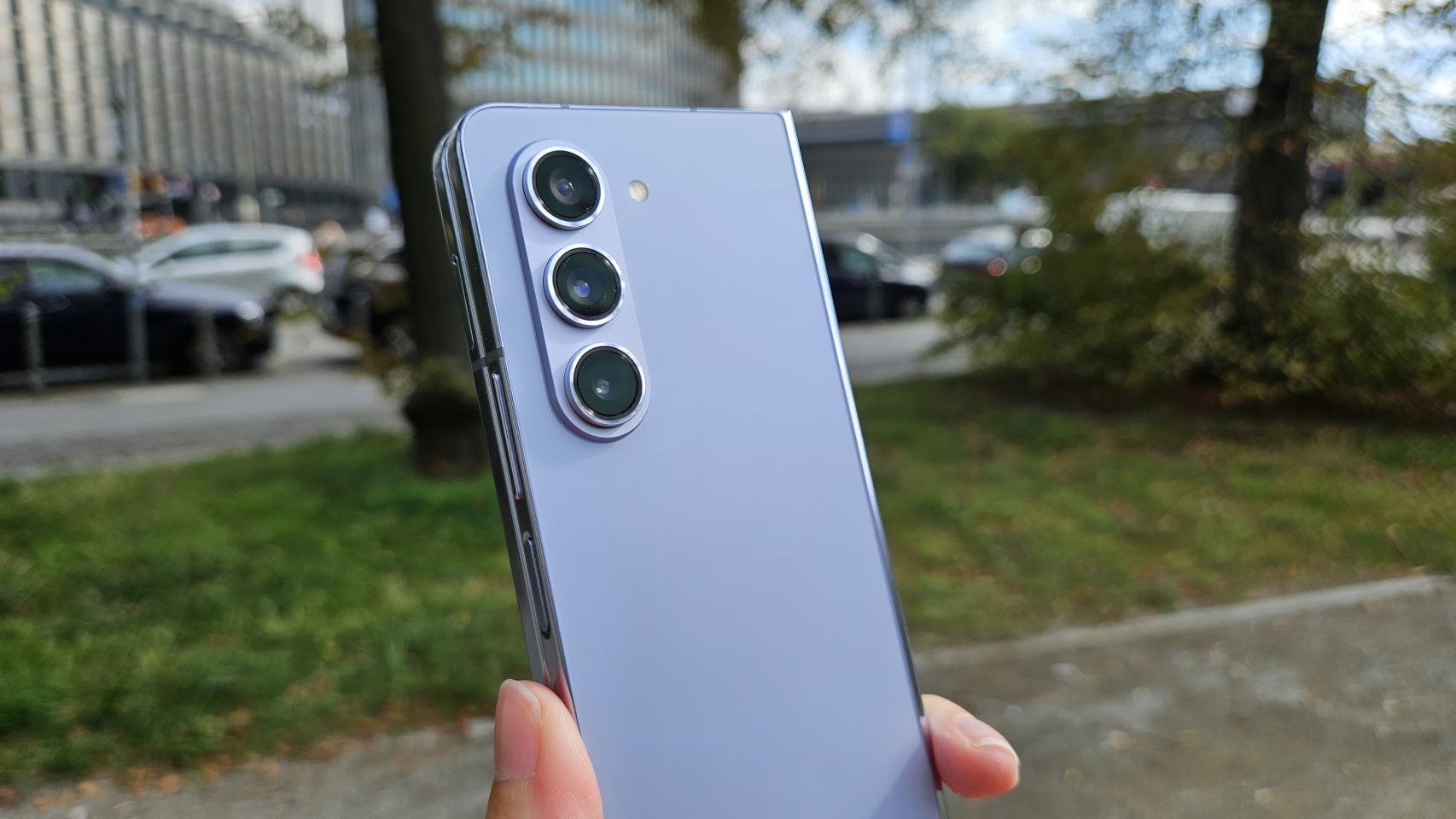 Samsung Galaxy Z Fold 5