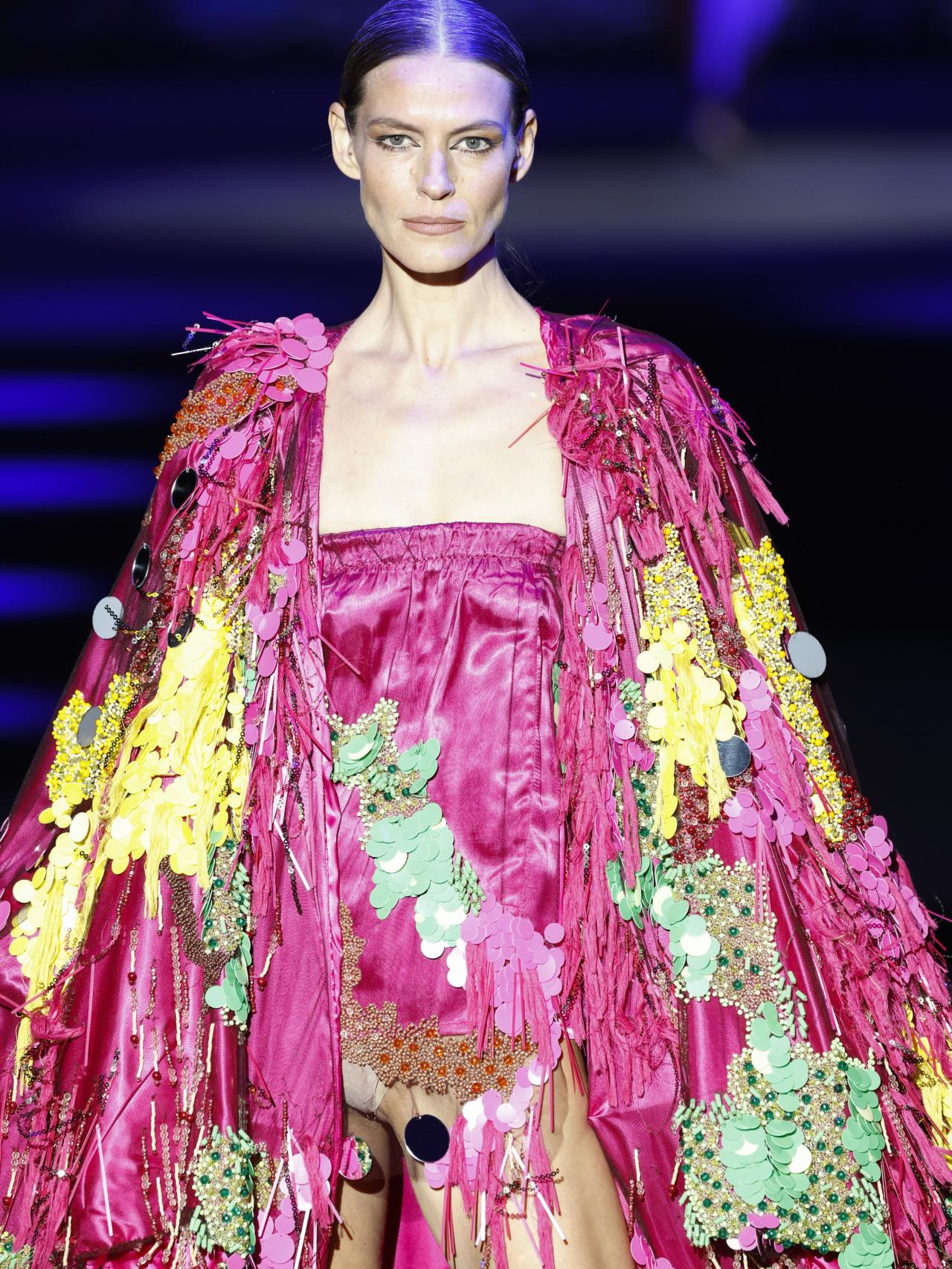 Desfile de Odette Álvarez.