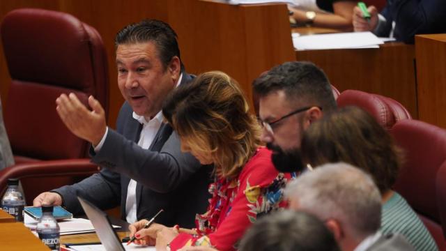 Los procuradores de UPL en las Cortes