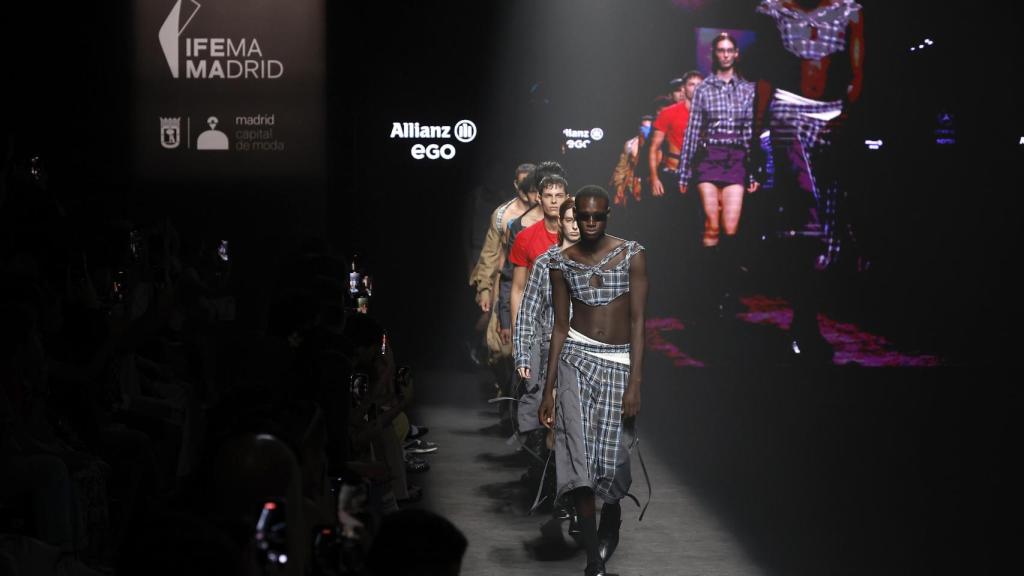Desfile Emeerree