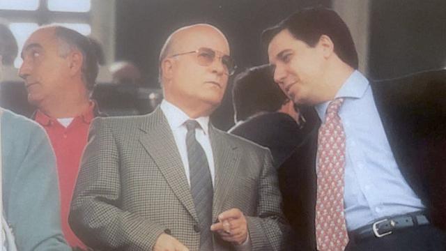 Aniceto Benito, izquierda, con el entonces presidente de la Generalitat Eduardo Zaplana.