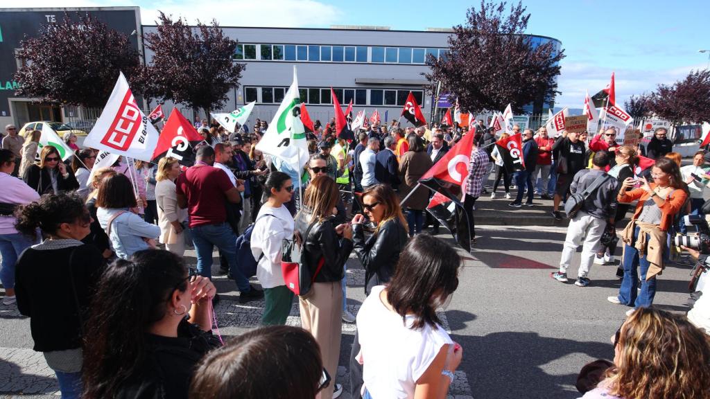Imagen de la jornada de huelga de los trabajadores de Teleperformance Ponferrada.