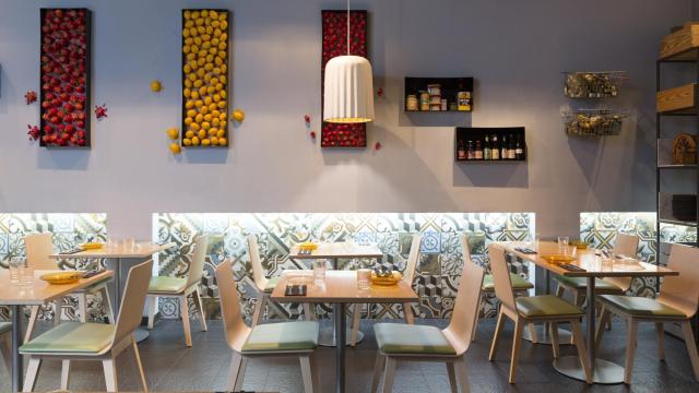 Cierra Mercatbar, el bar de tapas de Quique Dacosta en Valencia