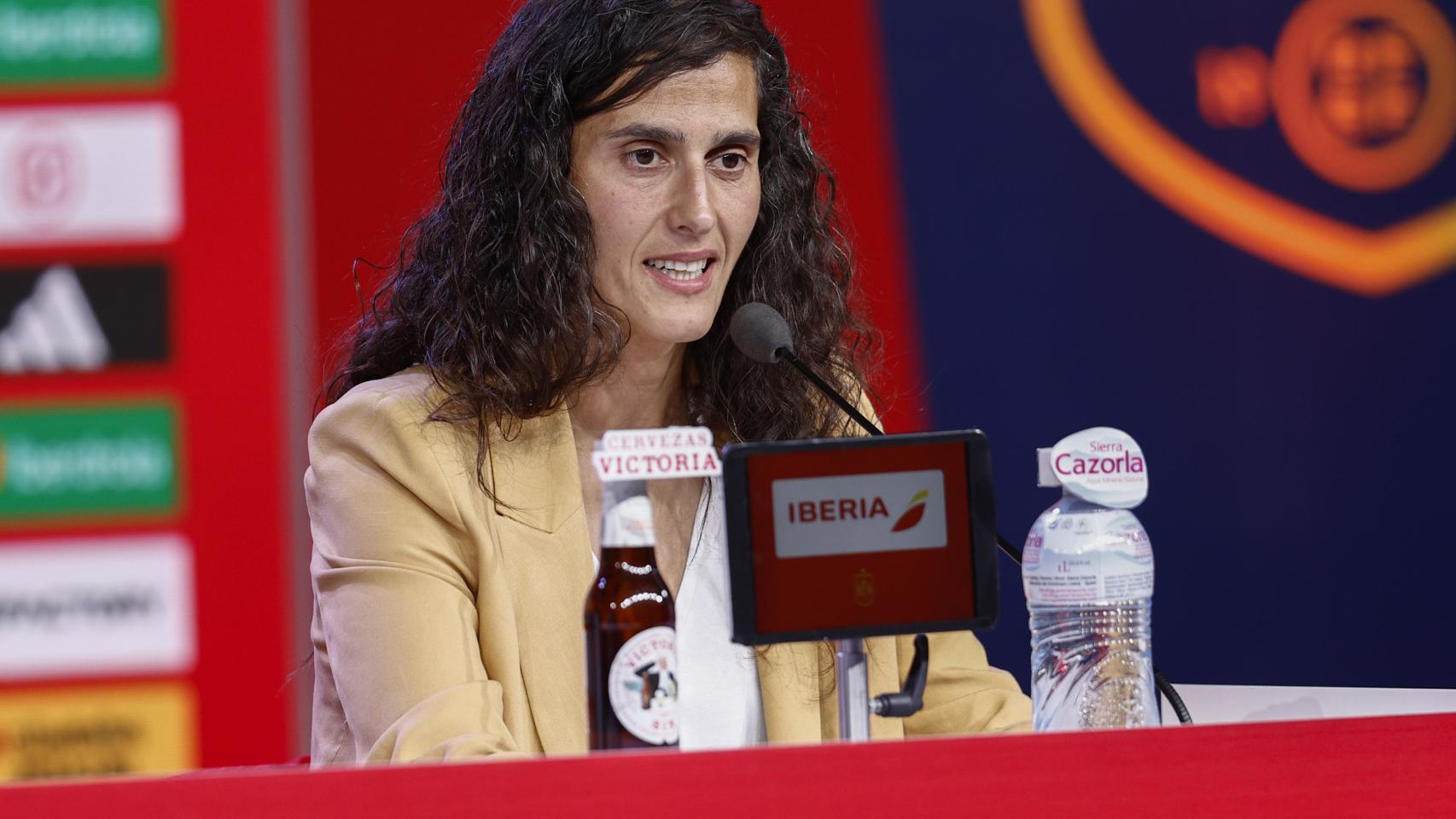 Montse Tomé, durante su comparecencia.