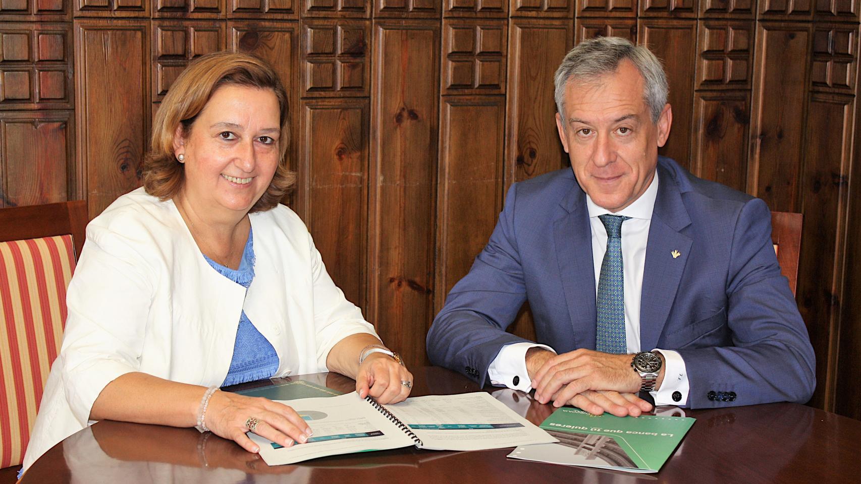 Conchi Cedillo y Javier López. Foto: Eurocaja Rural.