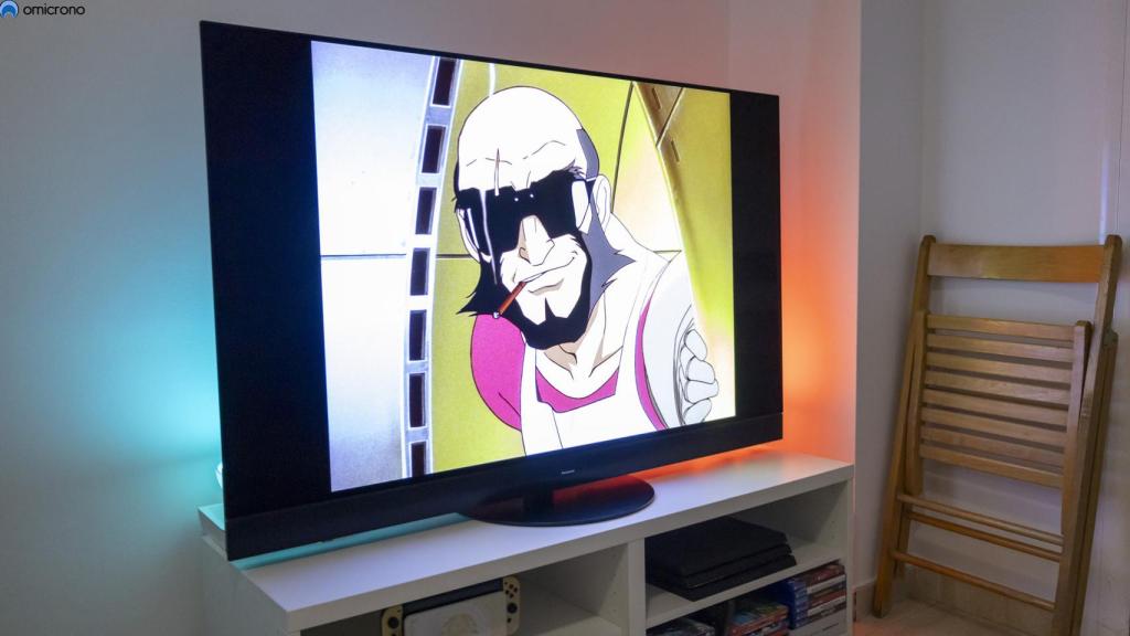 Televisor Panasonic MZ2000 de 55 pulgadas.