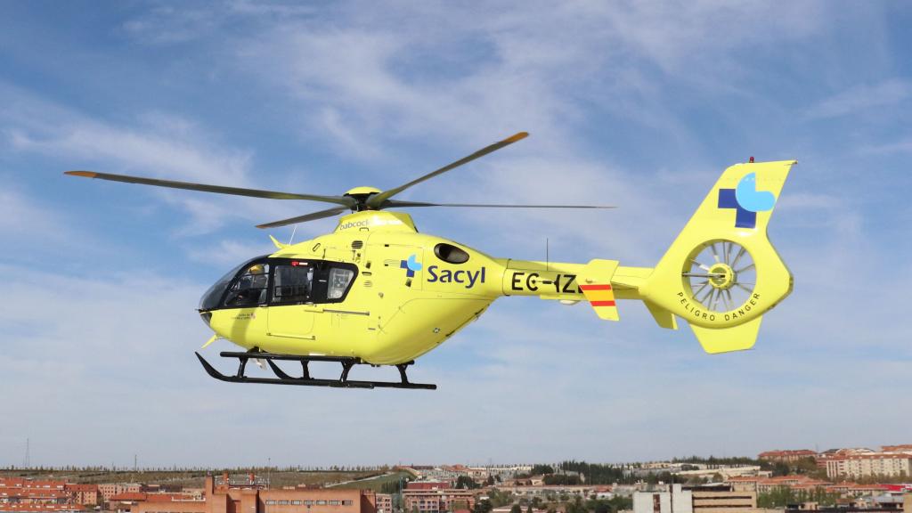 helicoptero sacyl salamanca.JPG