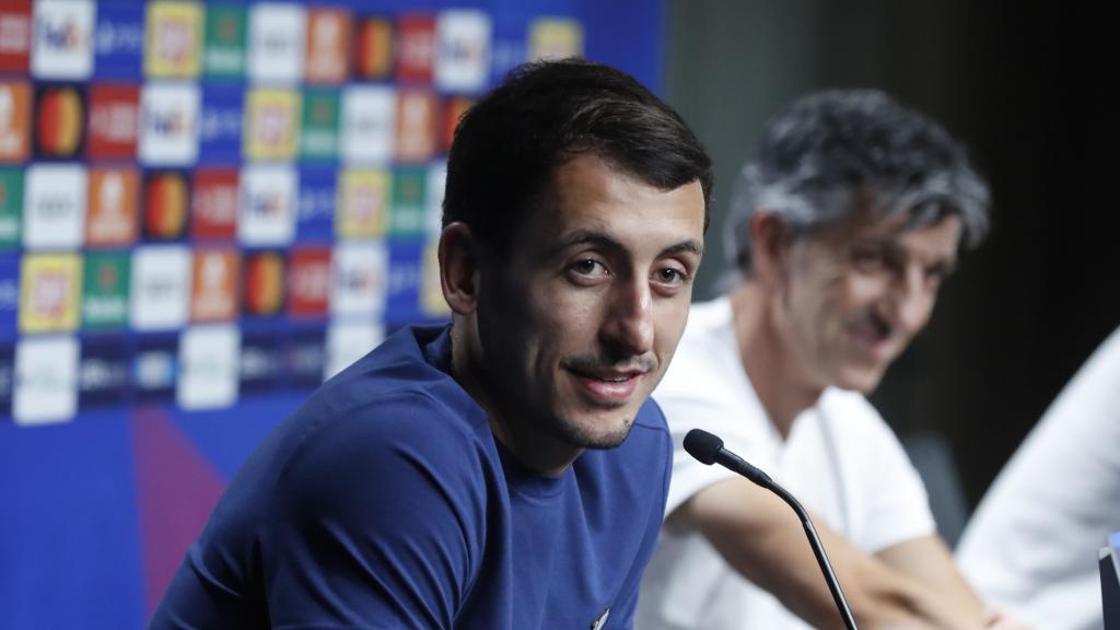 Oyarzabal e Imanol Alguacil durante la rueda de prensa previa al partido ante el Inter