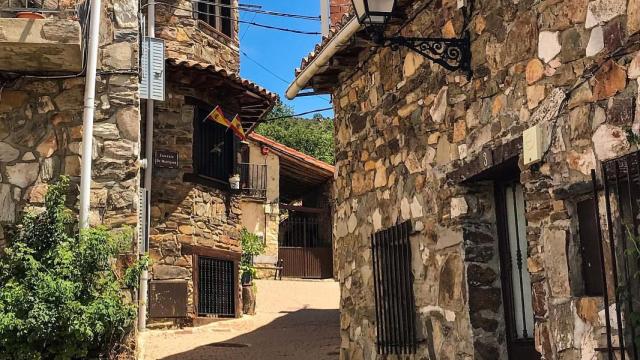 Conoce el pueblo de Madrid que tiene más obras de arte que habitantes.