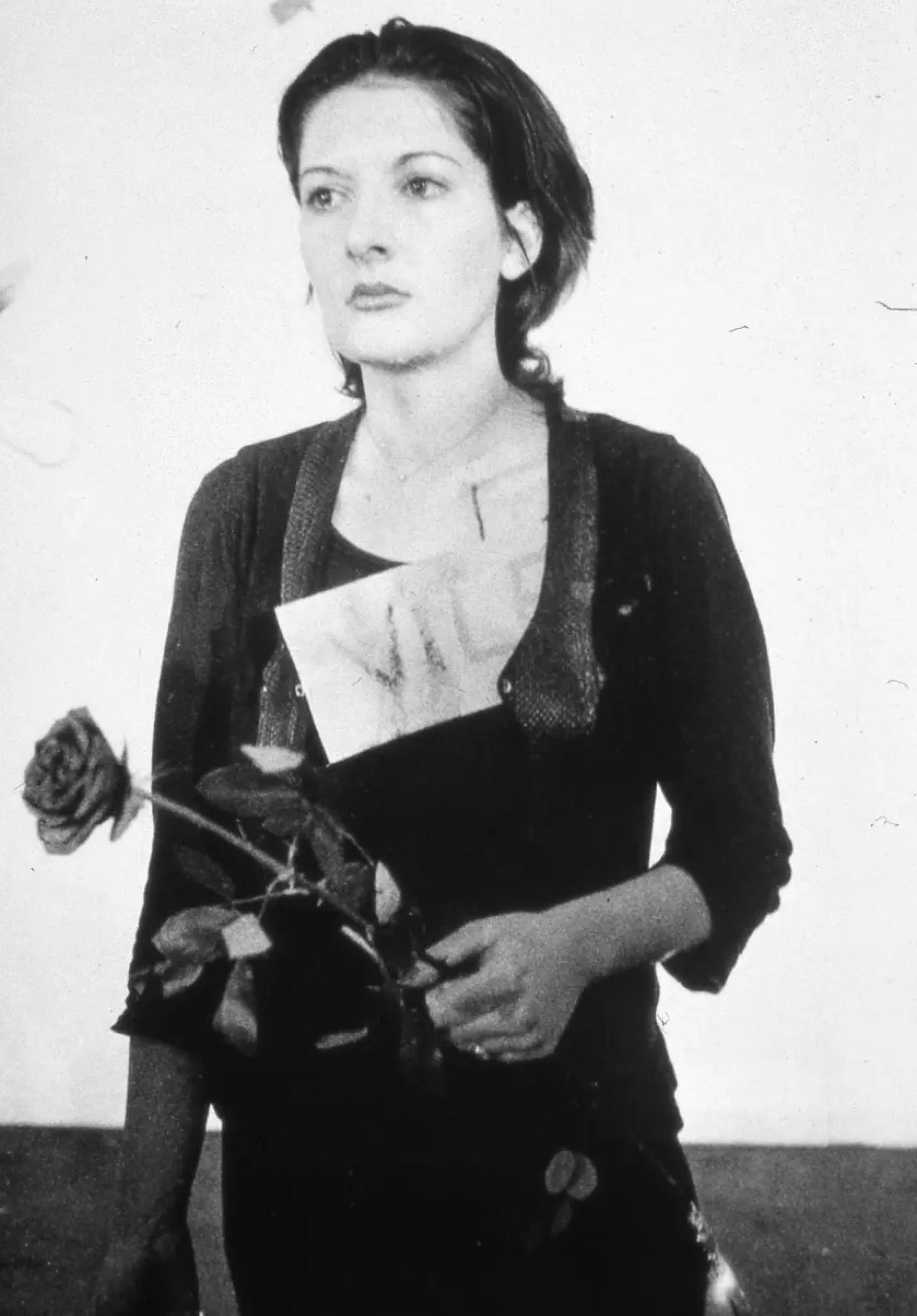 'Ritmo 0' de Marina Abramovic.