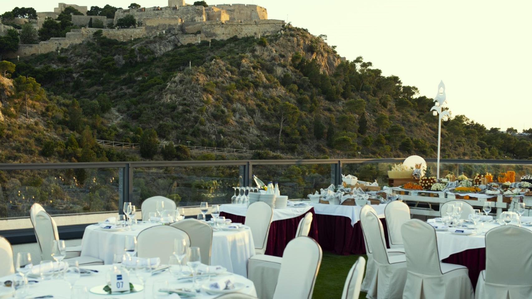 El hotel Maya en Alicante ciudad es uno de los destacados por el portal especializado Bodas.net.