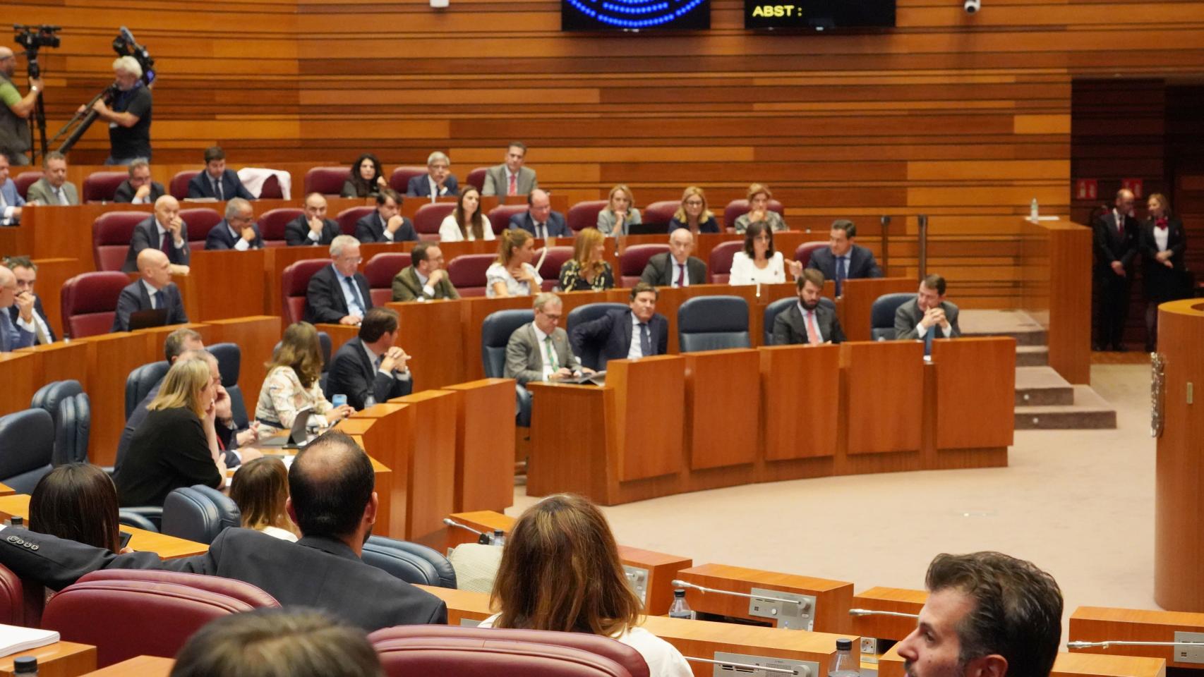 Imagen de un pleno de las Cortes.