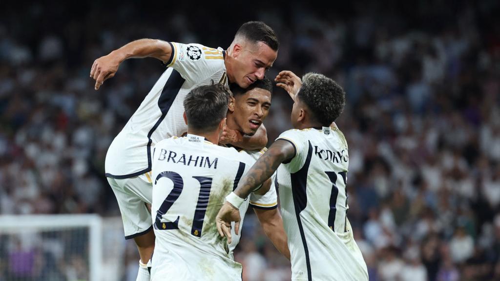 Los jugadores del Real Madrid celebran el gol de Jude Bellingham al Unión Berlín