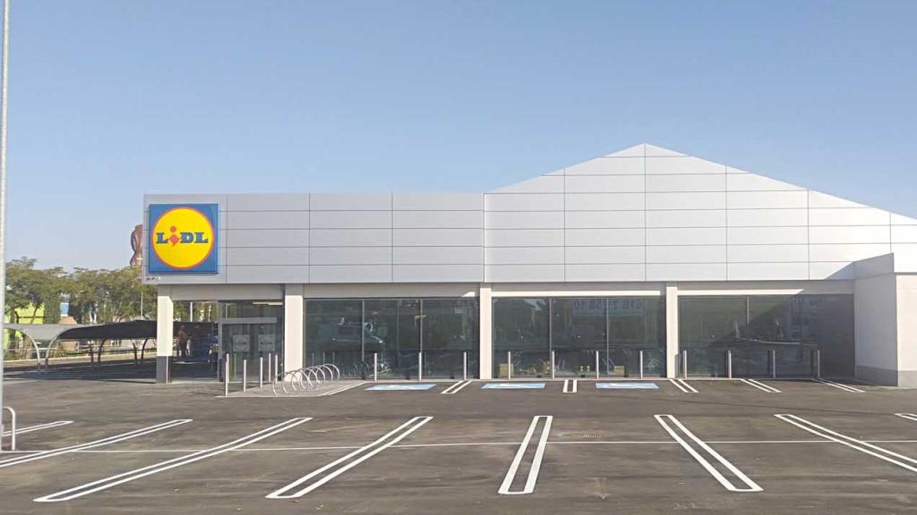 Fachada Lidl.