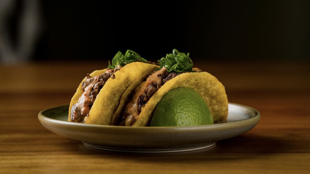 Los tacos de wagyou del restaurante Novikov Ibiza.
