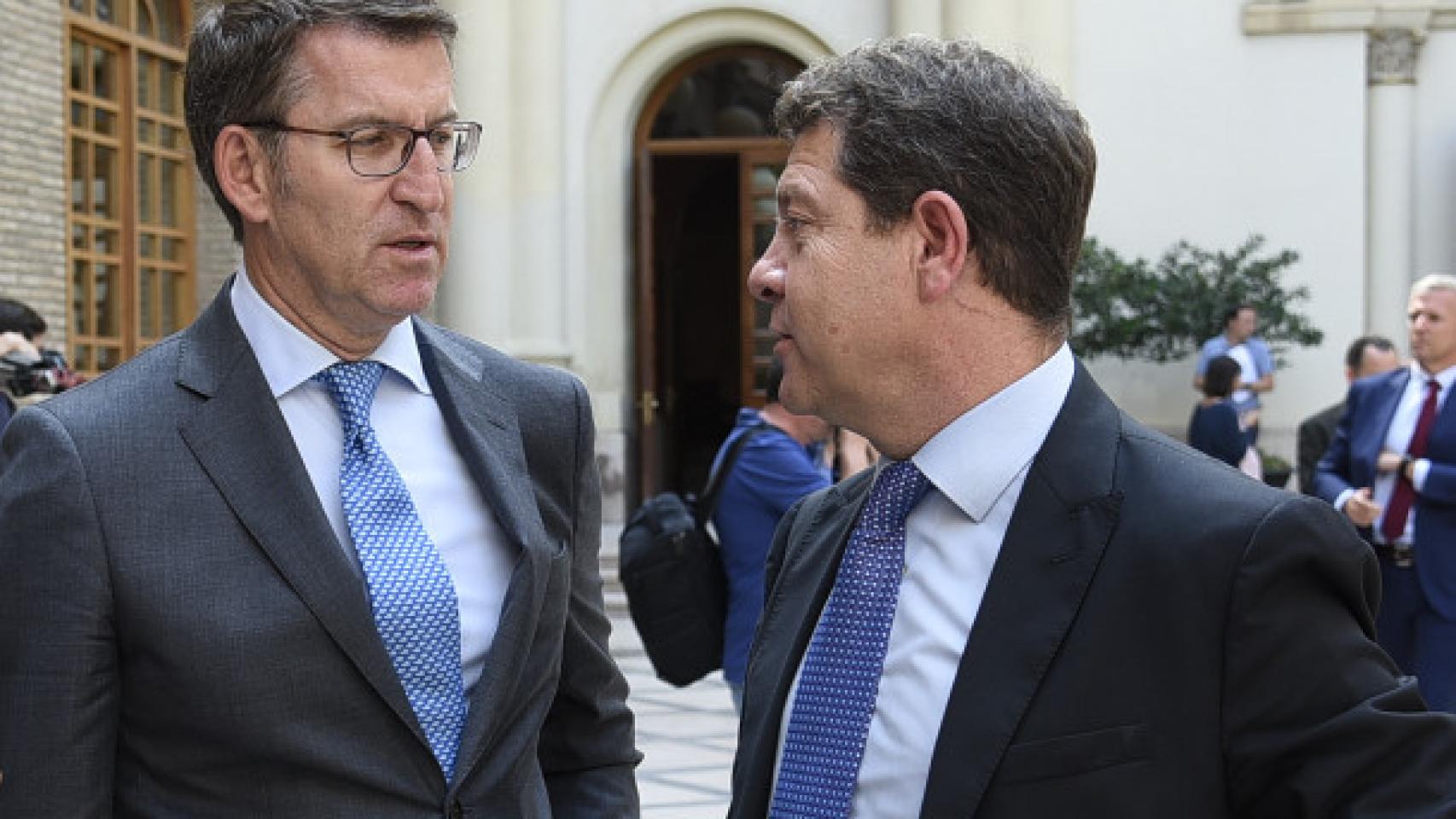 Alberto Núñez Feijóo y Emiliano García-Page en una imagen de archivo.