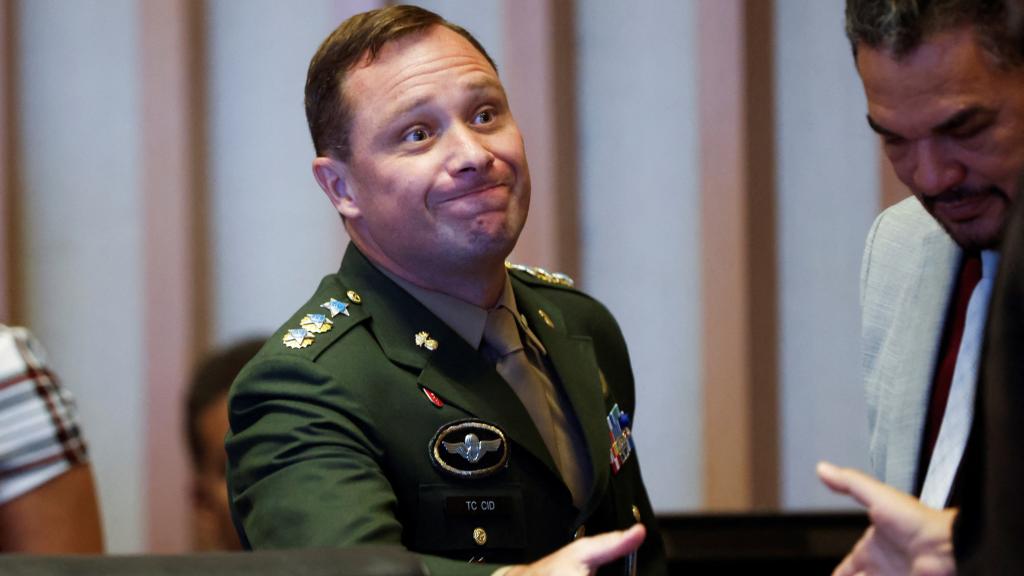 El teniente coronel y exayudante de Bolsonaro, Mauro Cid, se reúne con la Justicia, el pasado 24 de agosto.
