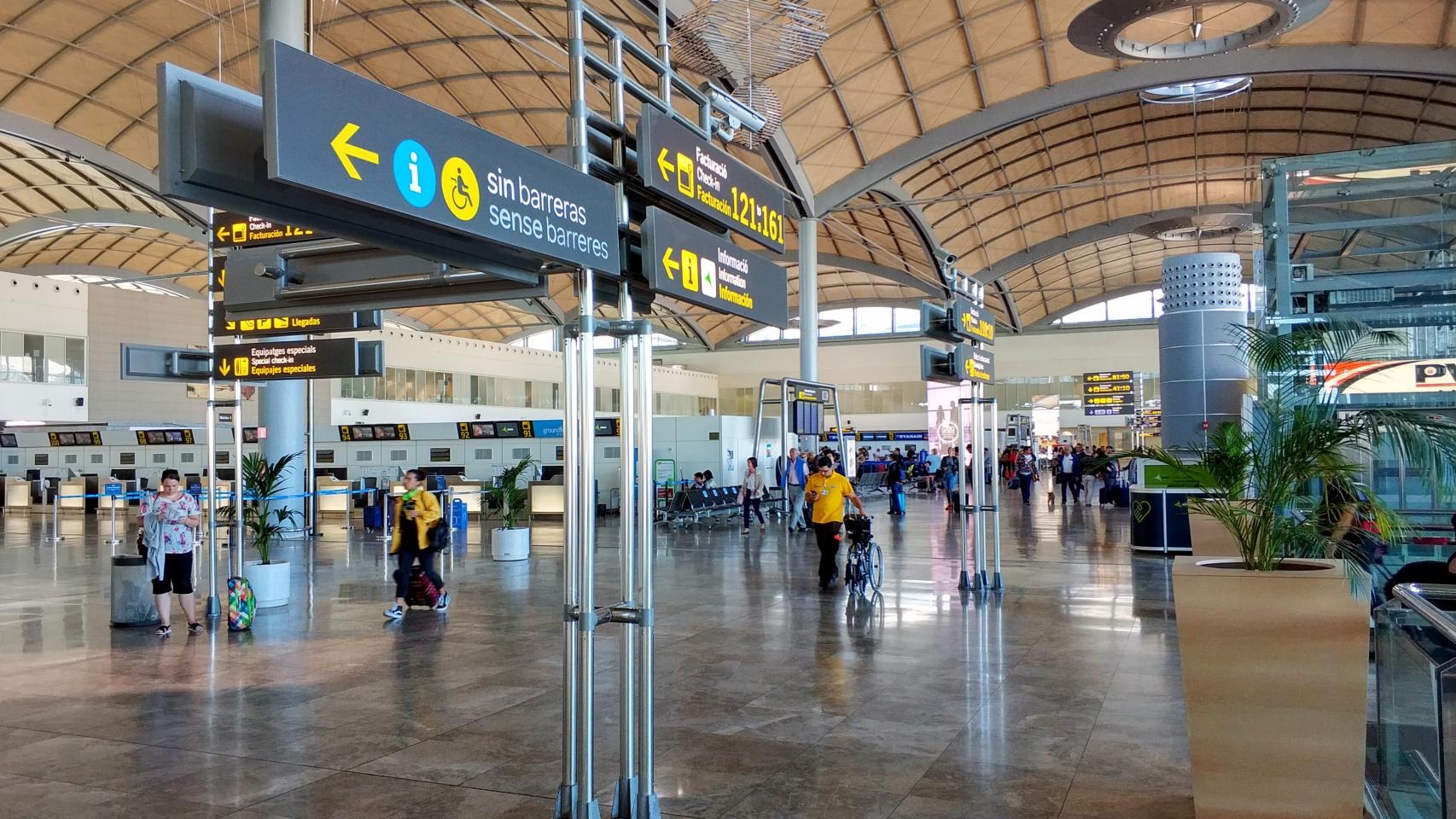 El aeropuerto de Alicante, en una imagen de archivo.
