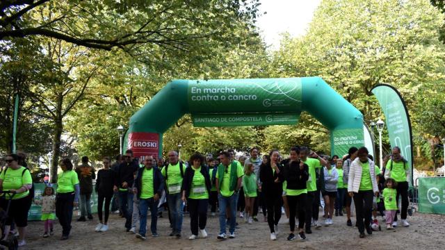 Andaina solidaria en Santiago.