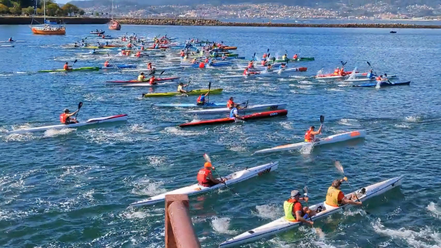 Los palistas durante la competición.
