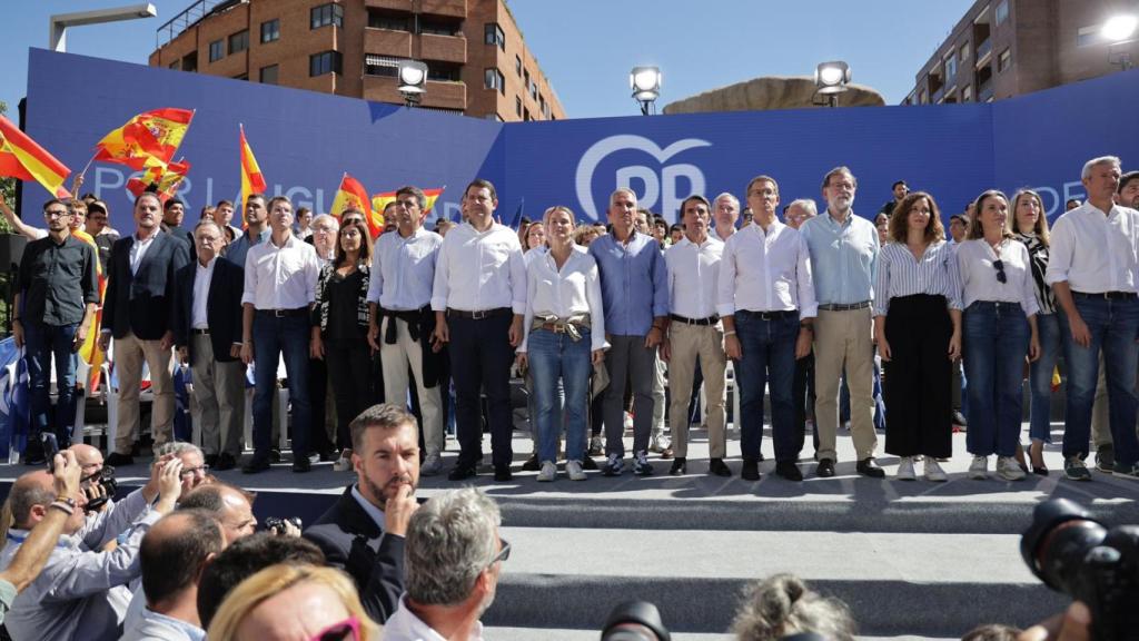 Alfonso Ferrnández Mañueco en el acto contra la amnistía en Madrid