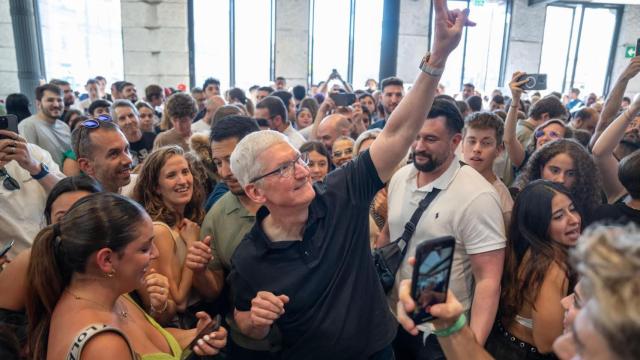 Tim Cook, CEO de Apple, en España.