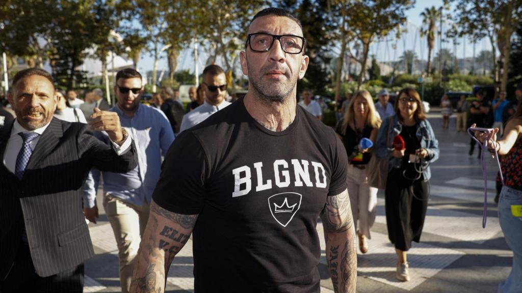 Vicente Estruch, conocido como El Alfarrasí, llega al juicio celebrado en Valencia.
