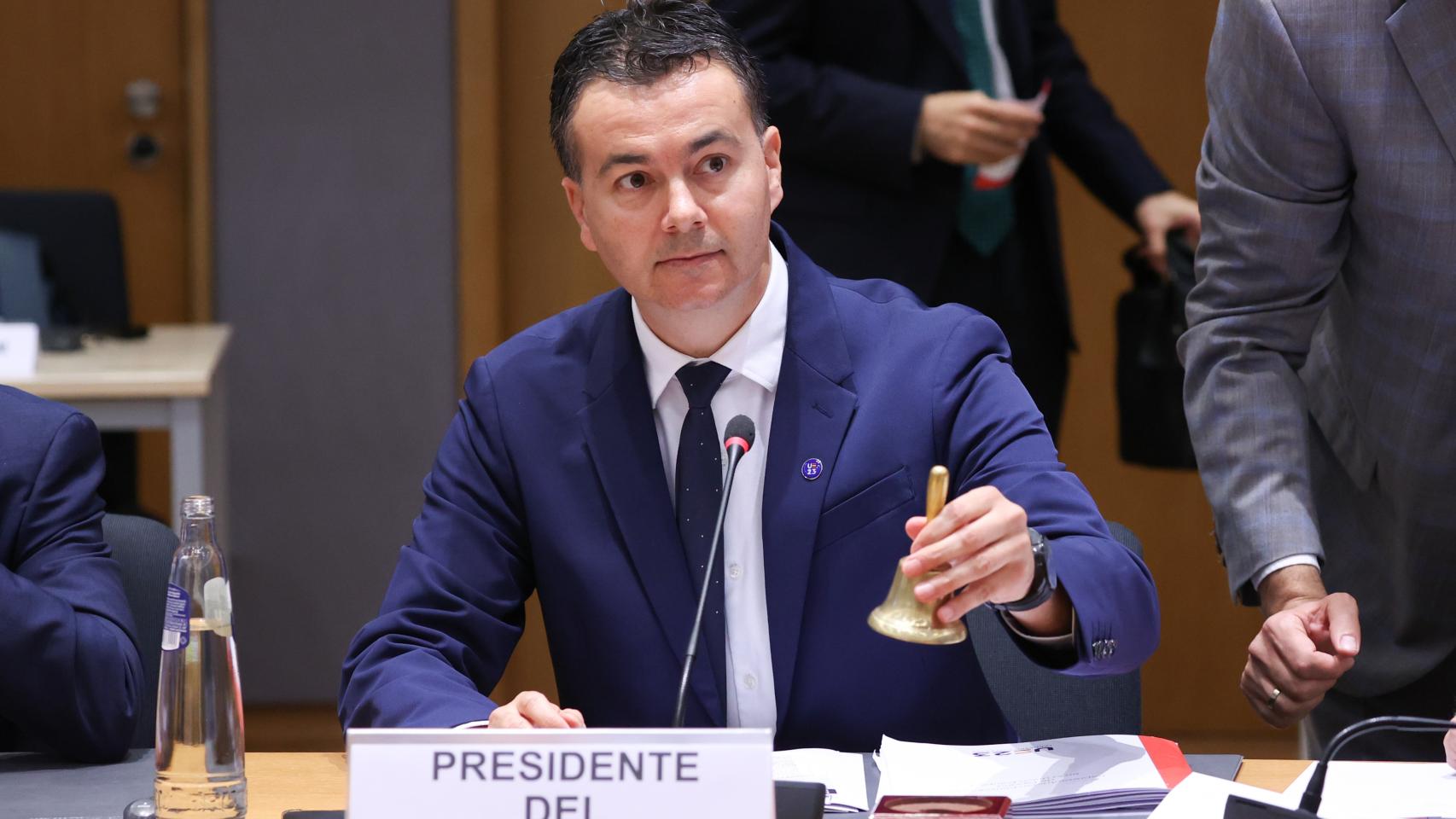 El ministro de Industria, Héctor Gómez, durante la reunión de este lunes en Bruselas