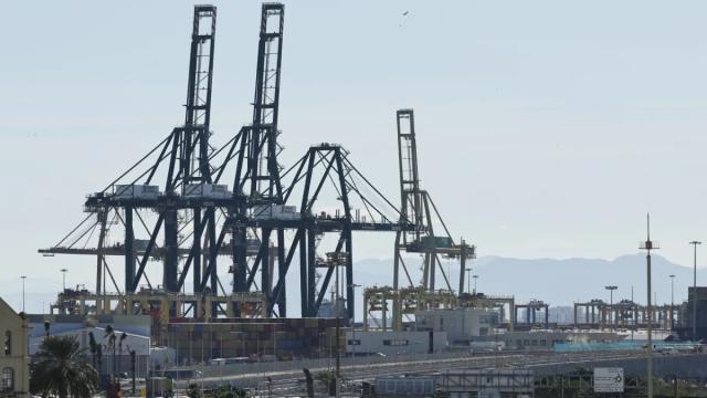 Imagen de archivo del Puerto de Valencia. Efe / Biel Aliño