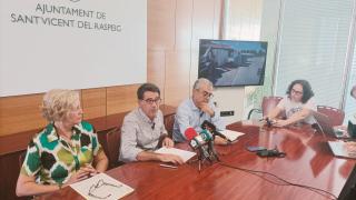 Mercedes Torregrosa, Pachi Pascual y Antonio Díaz, durante la rueda de prensa en San Vicente del Raspeig.