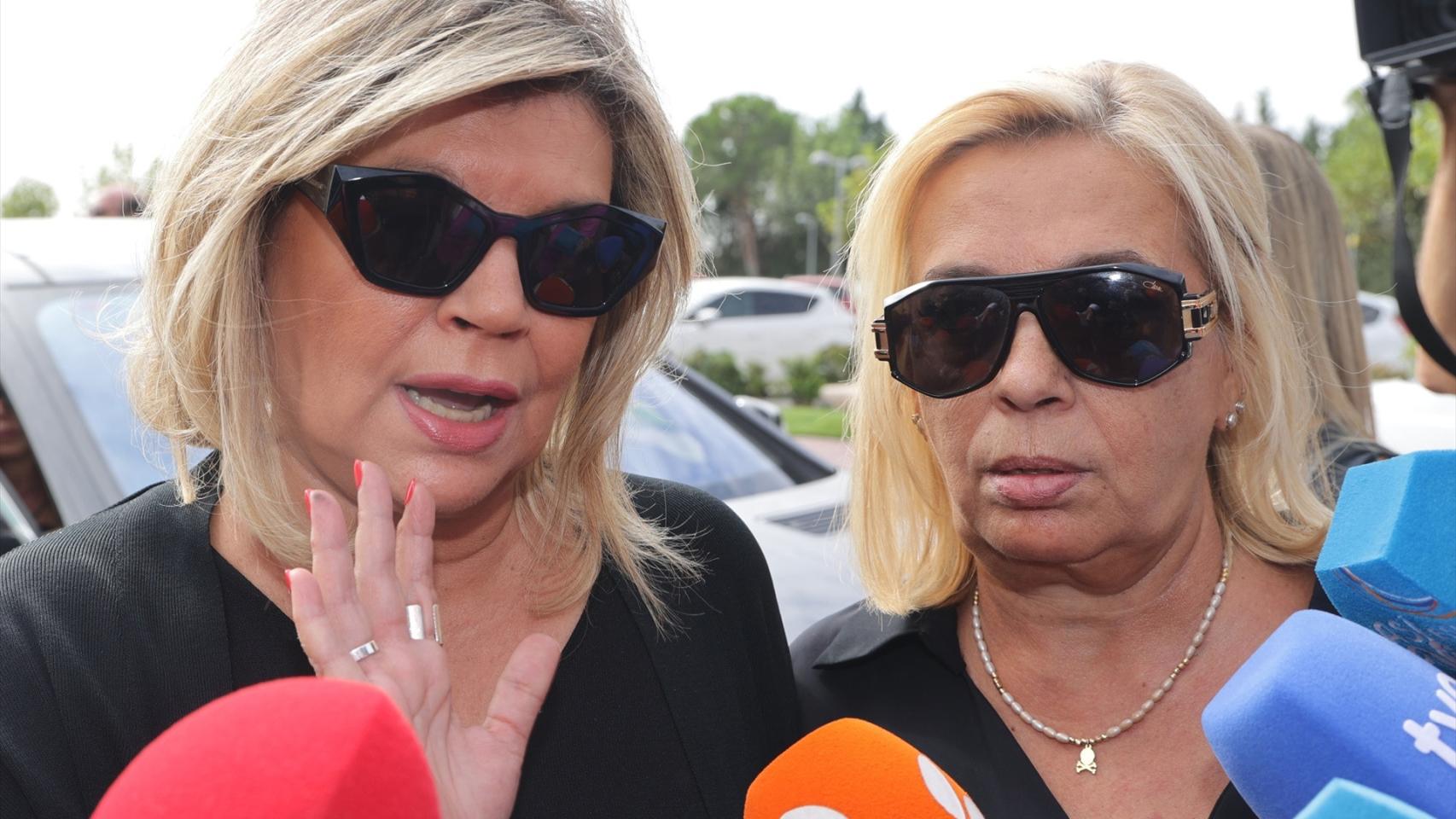 Terelu Campos y Carmen Borrego tras el fallecimiento de María Teresa Campos.