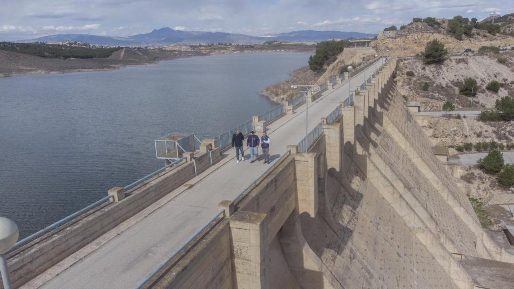 Una vista aérea del embalse de Santomera.