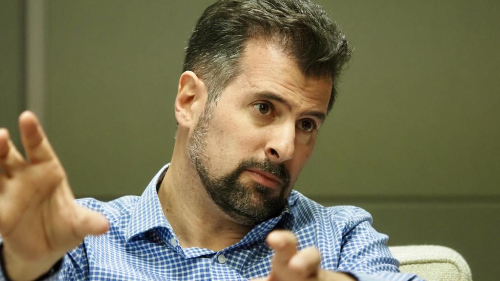 El secretario general del PSCyL, Luis Tudanca, durante la entrevista con EL ESPAÑOL de Castilla y León.