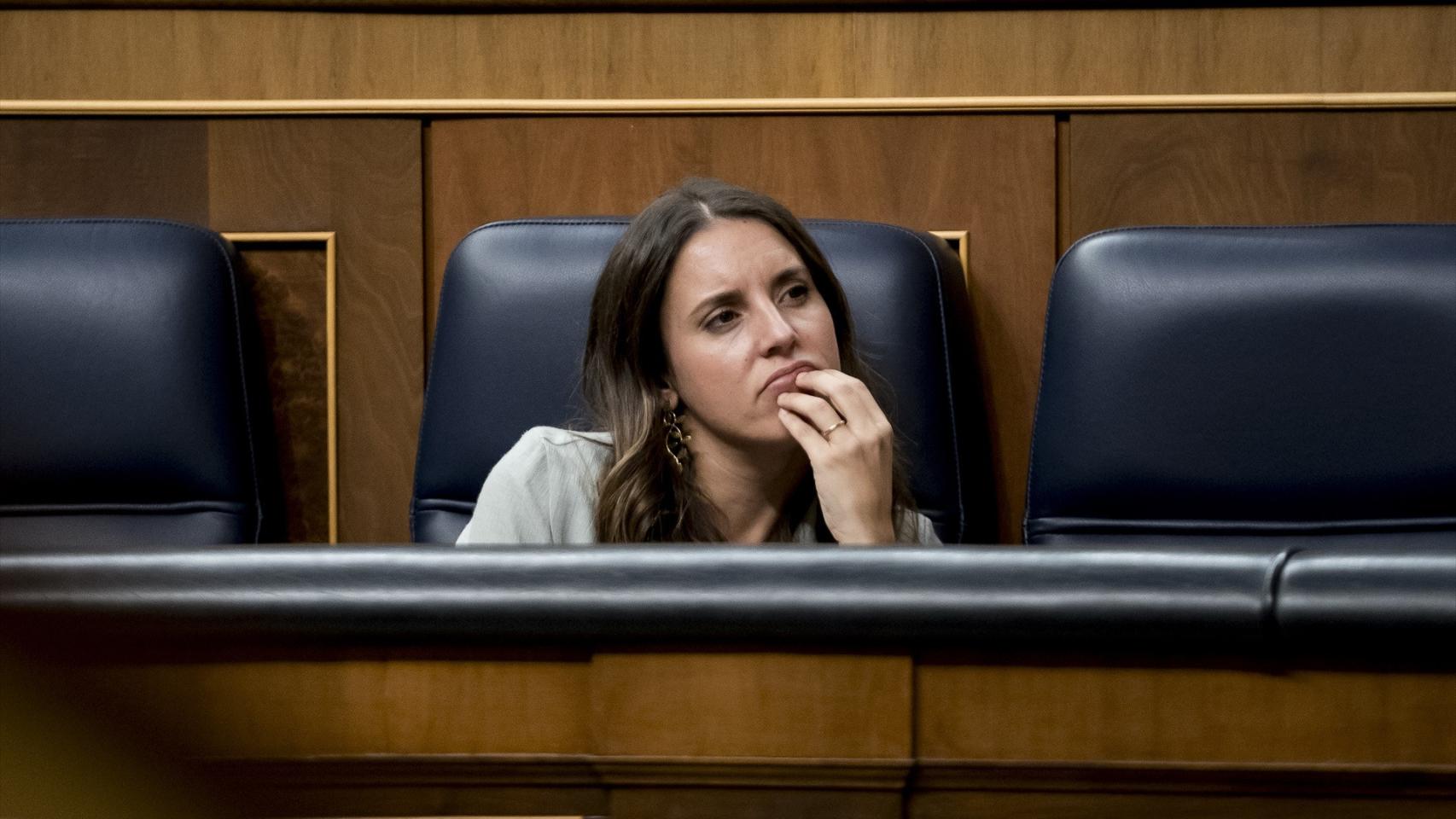La ministra de Igualdad en funciones, Irene Montero, durante la primera sesión del debate de investidur