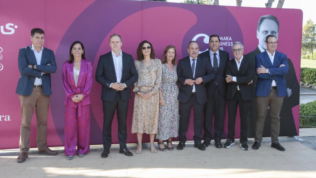 Lacalle con el Comité Ejecutivo de la Cámara de Alicante.