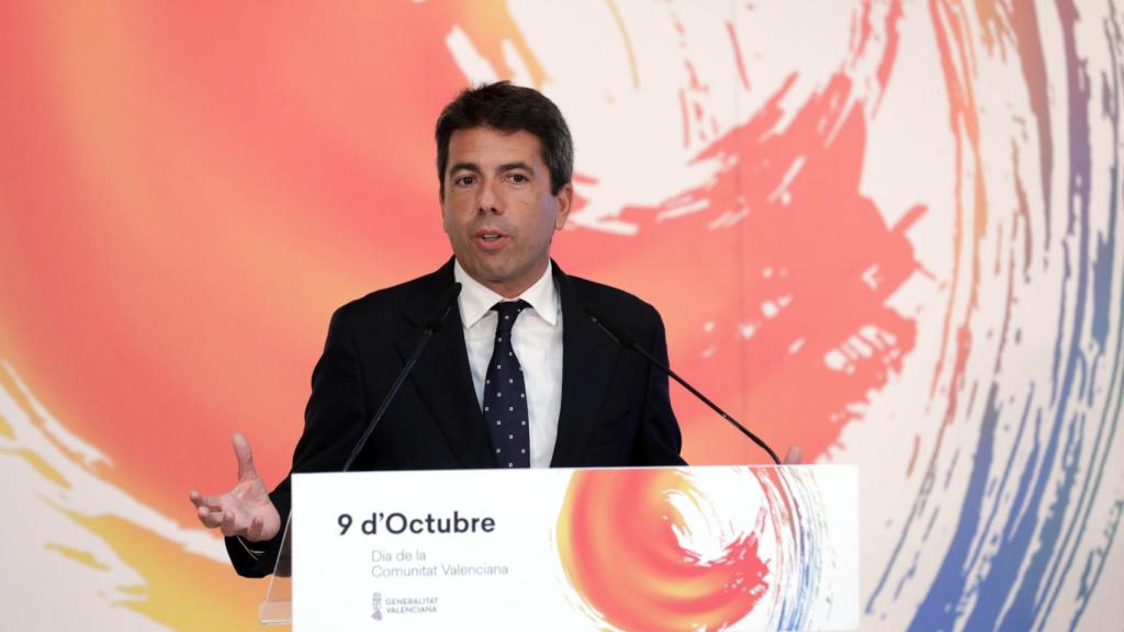 El presidente Carlos Mazón presenta la campaña del 9 d'Octubre este jueves. EE