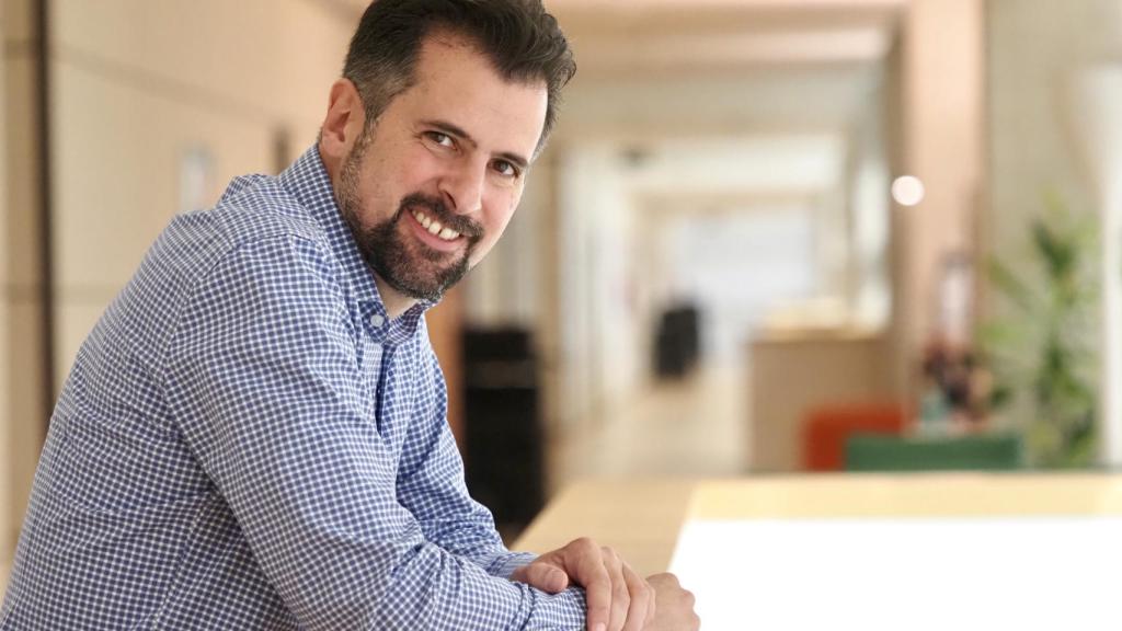 El secretario general del PSCyL, Luis Tudanca, durante la entrevista con EL ESPAÑOL de Castilla y León.