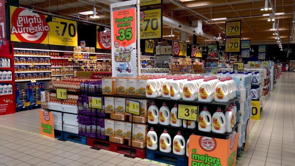 Un lineal de supermercado.