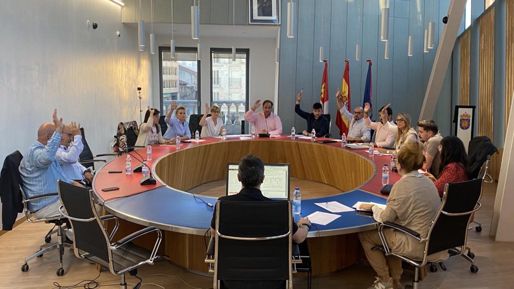 Imagen del pleno municipal de Guijuelo