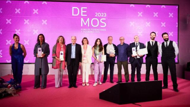 Los galardonados de los Premios AEF presentados en el VII Foro de Fundaciones y Sociedad Civil (Foro DEMOS).