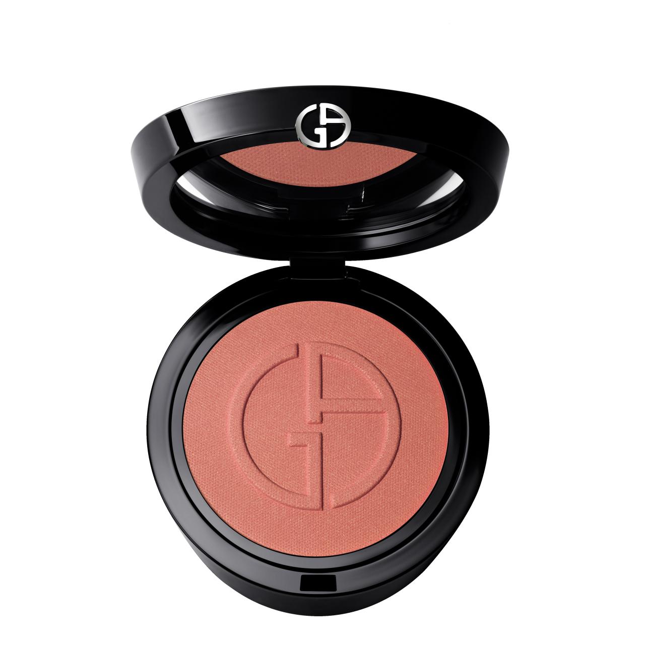 Luminous Silk Glow Blush en el tono 11 de Armani Beauty
