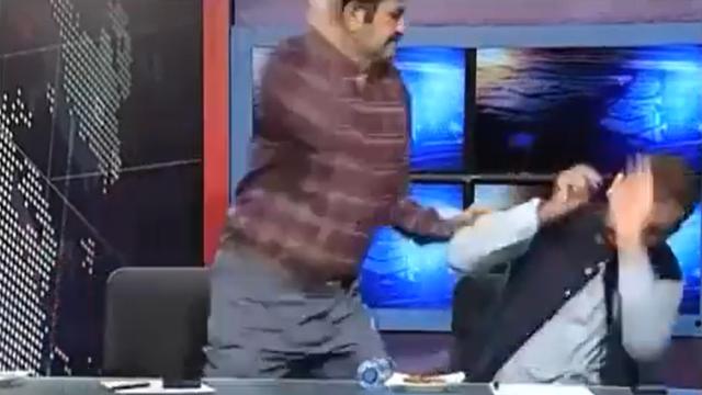 Imagen de la pelea en televisión